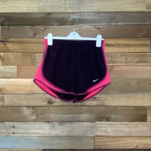 nike purple and pink dry tempo shorts medium